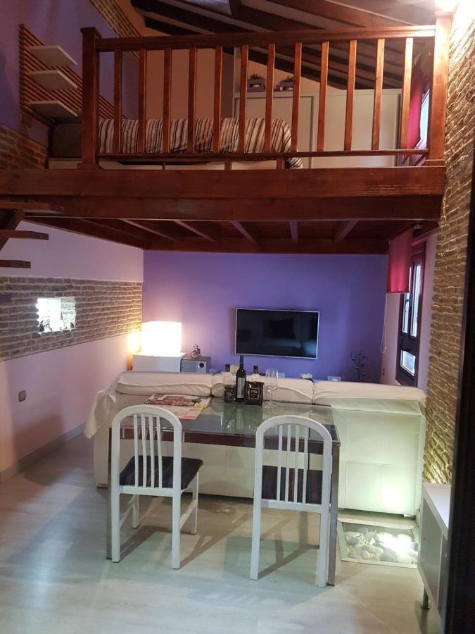 Cosy Double Room + Private Bathroom Sevilla Center Екстер'єр фото