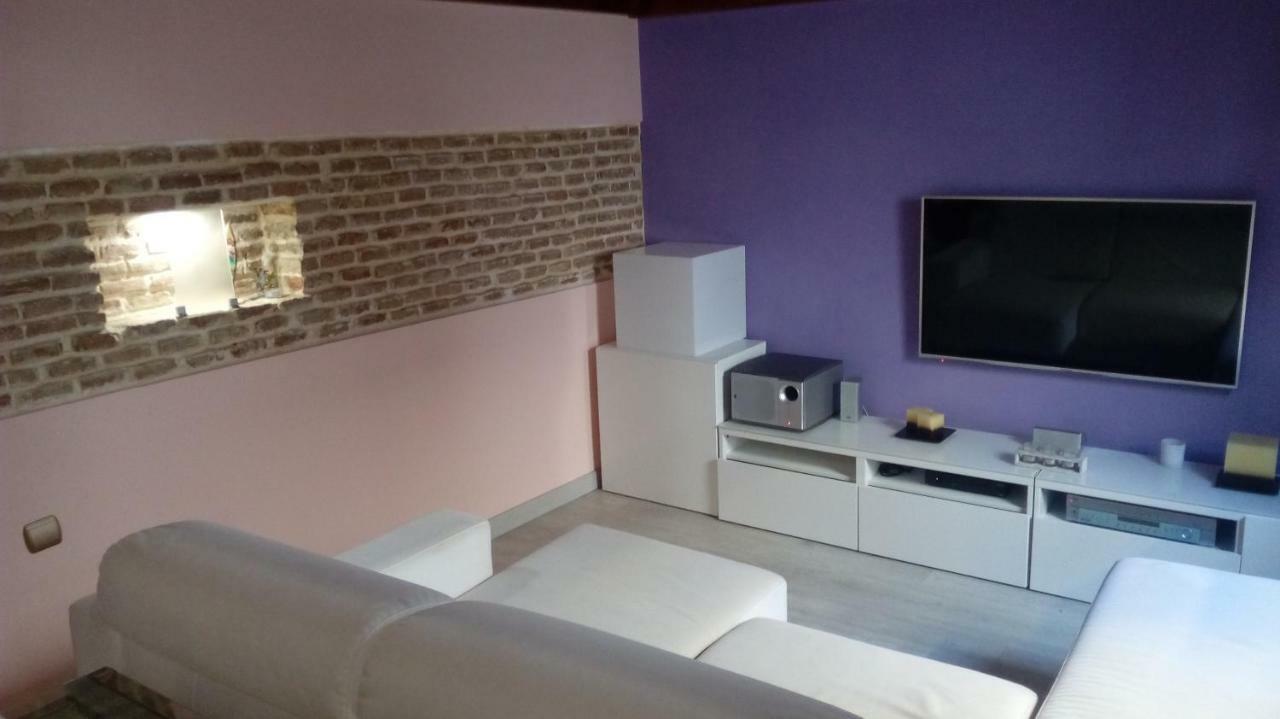 Cosy Double Room + Private Bathroom Sevilla Center Екстер'єр фото